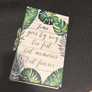 Leaf Print 4x6 Photo Album with Gold Lettering